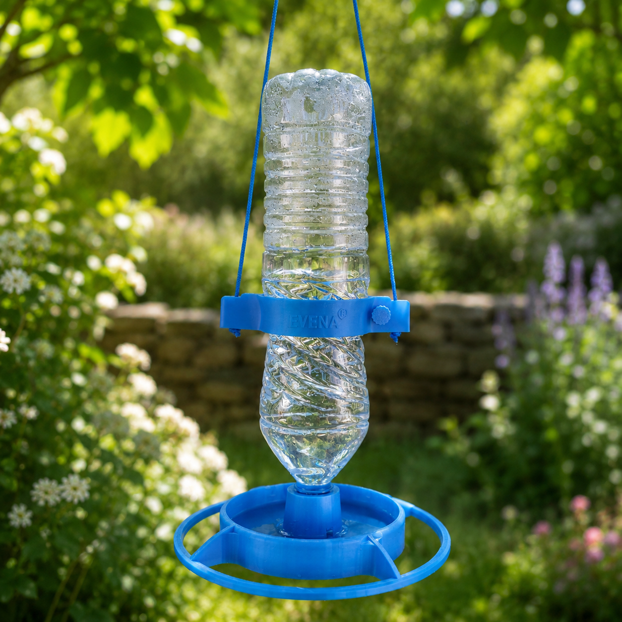 Cycléa – Abreuvoir pour oiseaux à bouteille recyclée